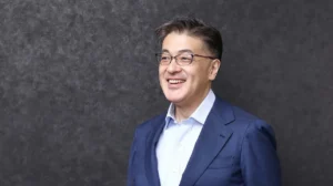 Yuki Kusumi - CEO del Grupo Panasonic.