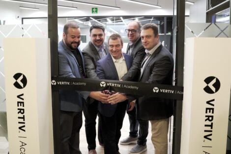 Vertiv anunció la apertura de un nuevo centro de formación de Vertiv Academy en Ciudad de México, orientado a capacitar profesionales en operación y mantenimiento de sistemas de energía y enfriamiento para centros de datos de alta densidad.